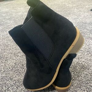 Ankle boots